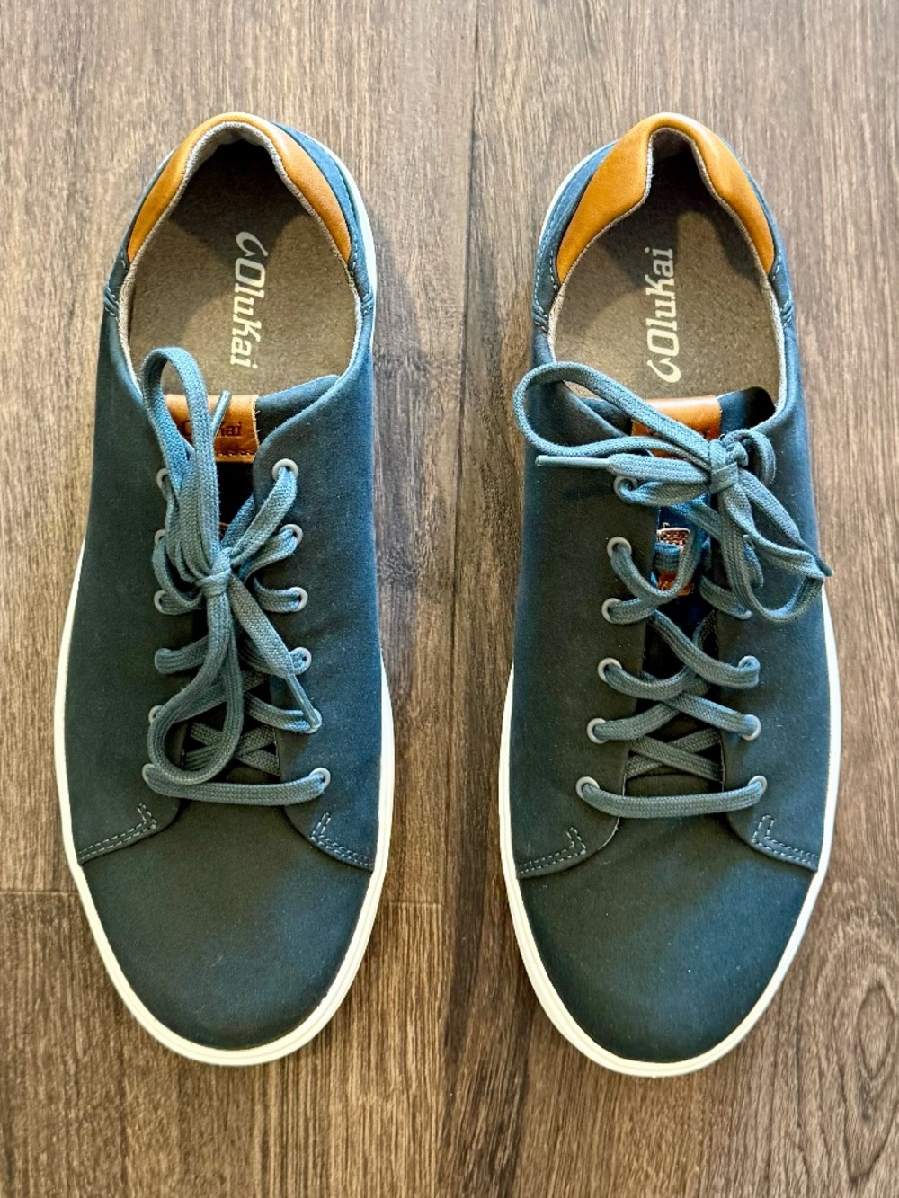 OluKai Men's Lae‘ahi Lī Sneakers - Dark Shadow - Size 11.5